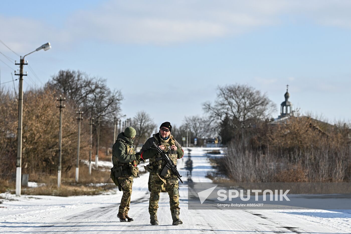 Russia Ukraine Kursk Attack Humanitarian Aid