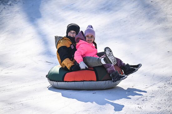 Russia Winter Leisure