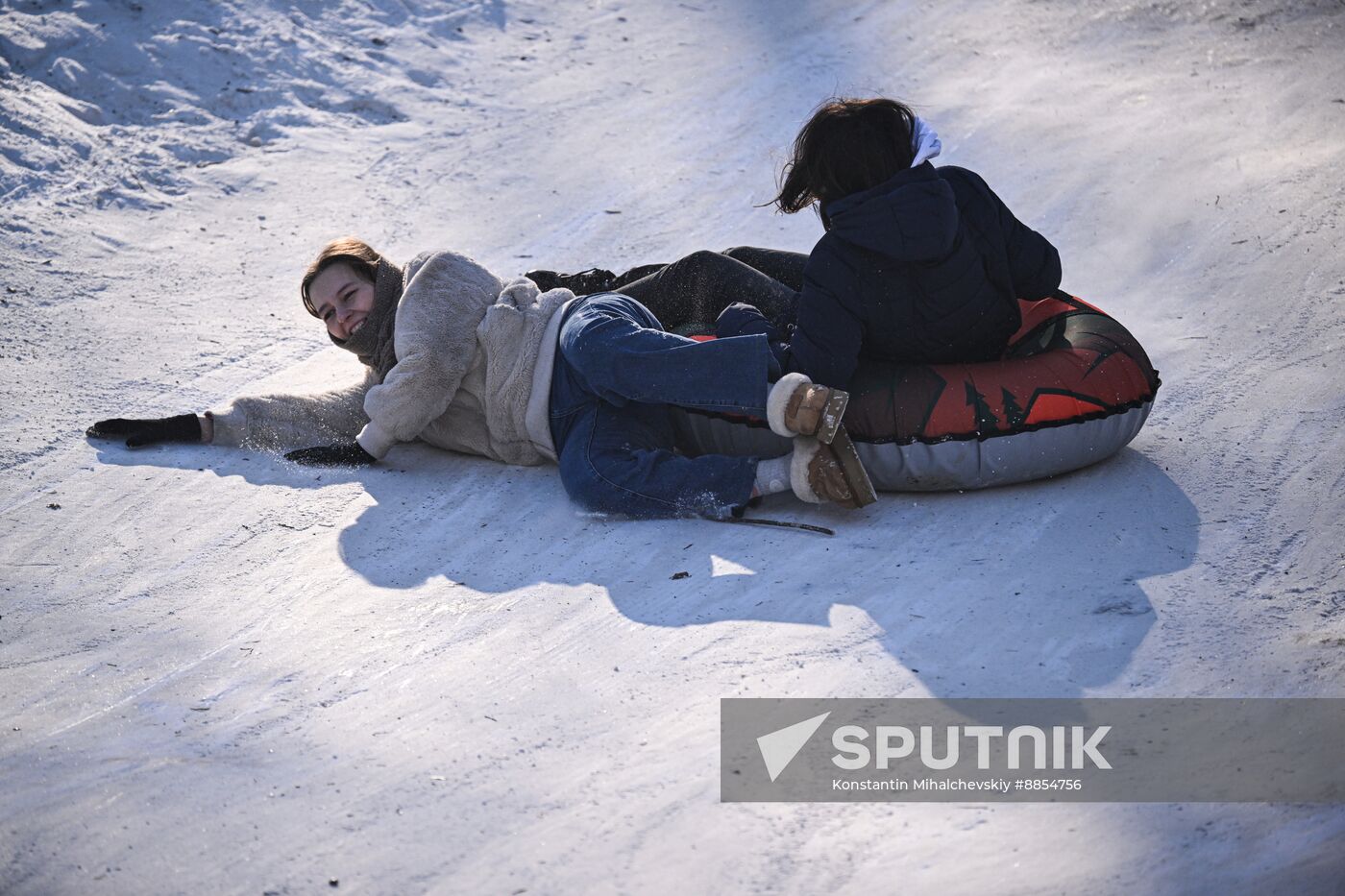 Russia Winter Leisure