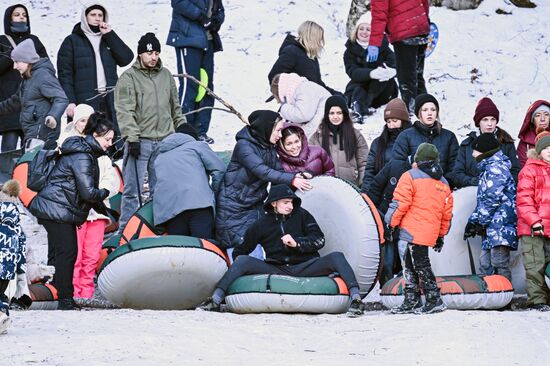 Russia Winter Leisure