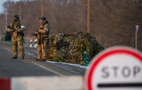 Russia Crimea Territorial Defence Training