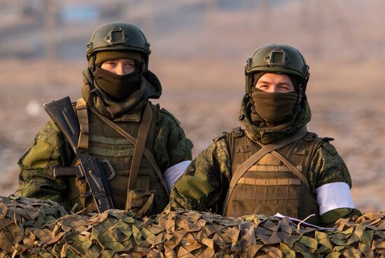 Russia Crimea Territorial Defence Training