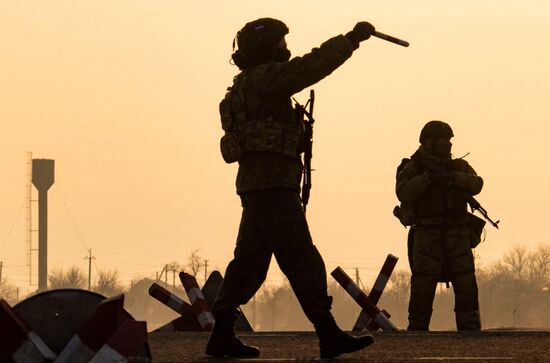 Russia Crimea Territorial Defence Training