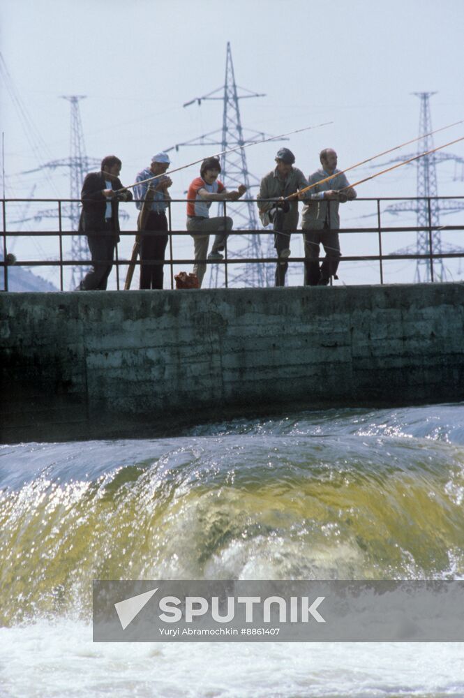 Leningrad NPP discharge channel