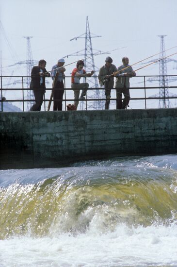 Leningrad NPP discharge channel