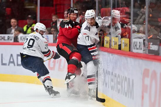 Russia Ice Hockey Kontinental League Avangard - Metallurg