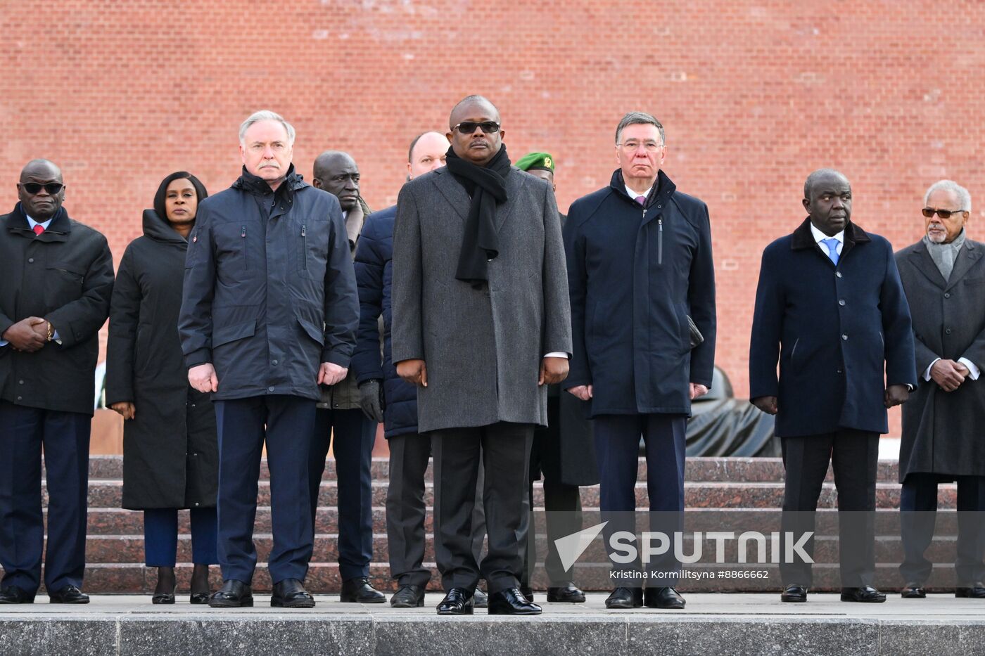 Russia Guinea Bissau Wreath Laying