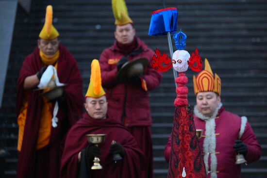 Russia Religion Buddhism Purification Ritual