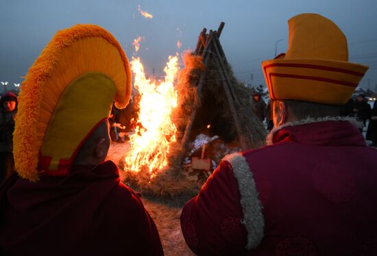 Russia Religion Buddhism Purification Ritual