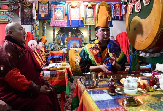 Russia Religion Buddhism Purification Ritual