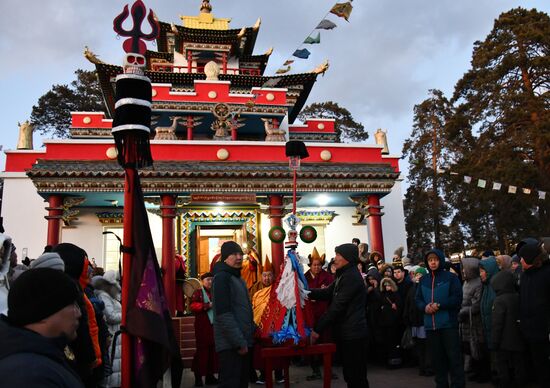 Russia Religion Buddhism Purification Ritual