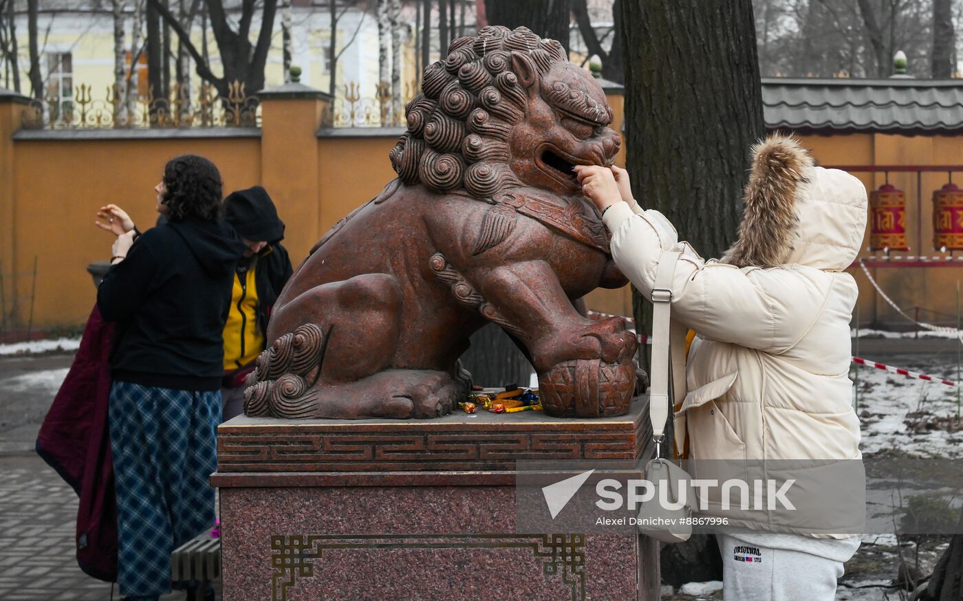 Russia Religion Buddhism Purification Ritual