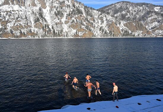 Russia Siberia Winter Swimming
