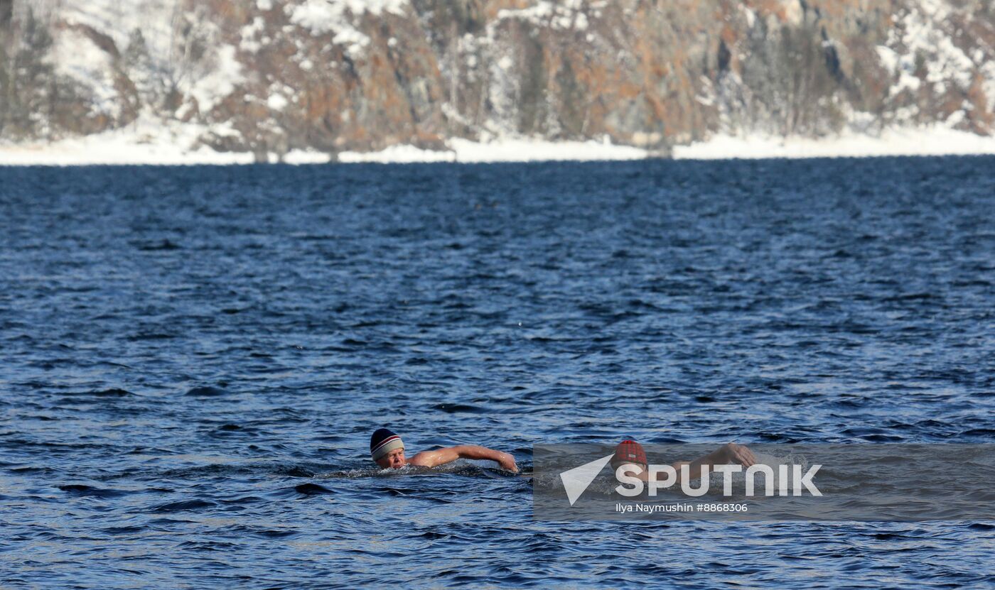 Russia Siberia Winter Swimming