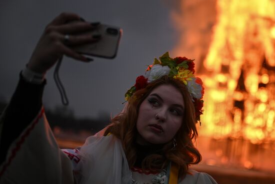 Russia Maslenitsa Celebration Nikola Lenivets