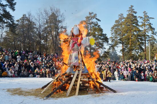 Russia Maslenitsa Celebration