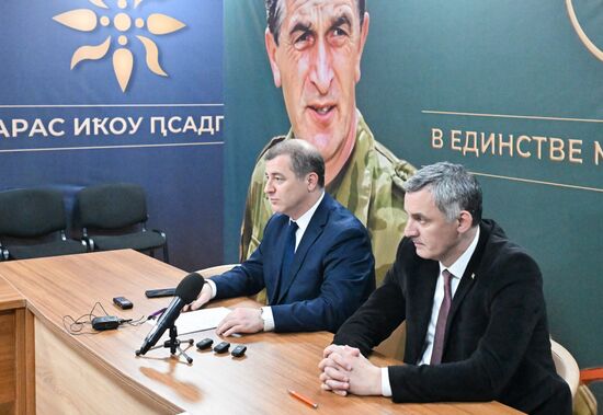 Russia Opposition Leader News Conference