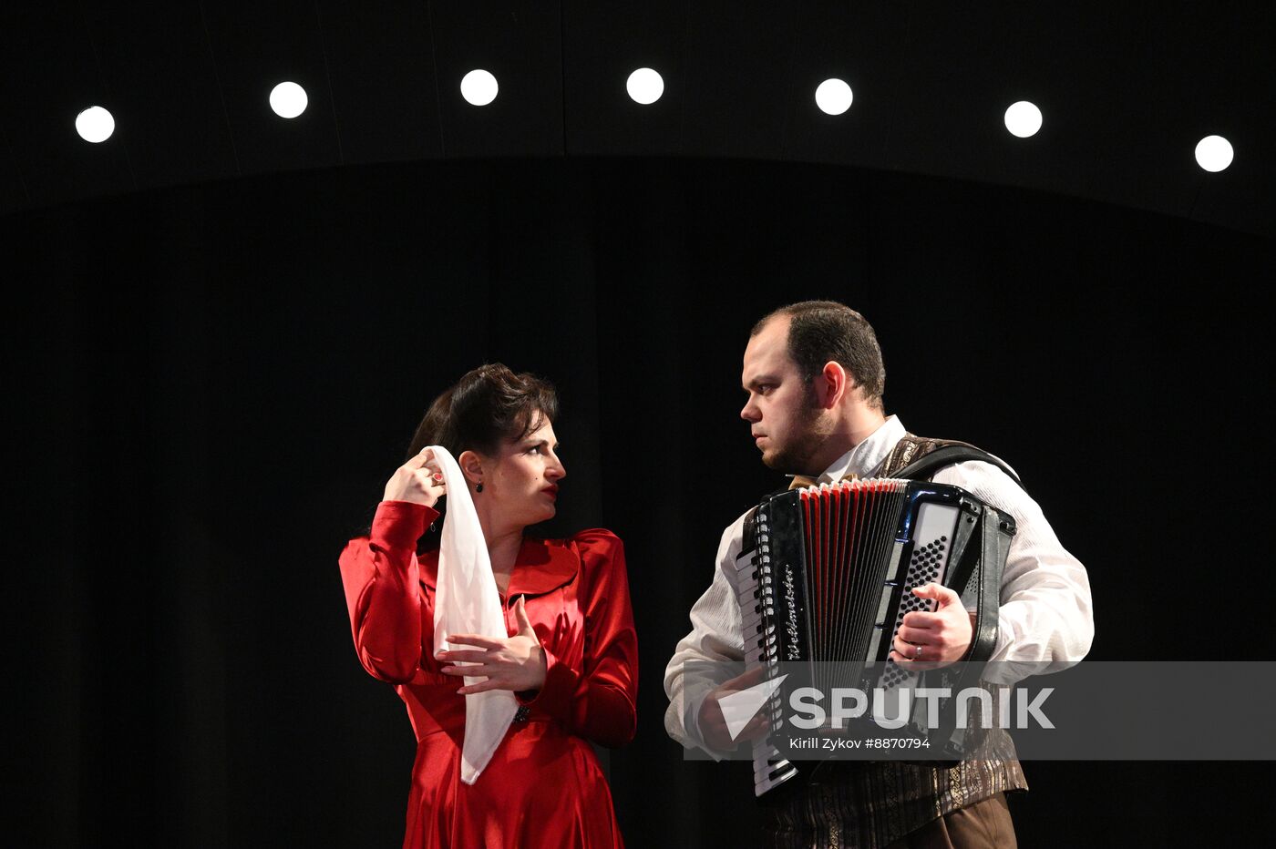 Russia Theatre Good Bye Compere