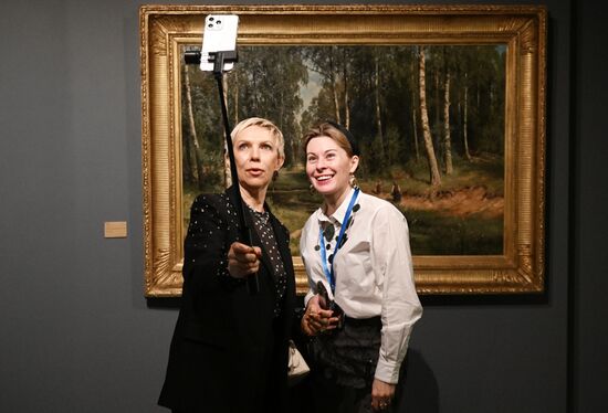 Russia Art Shishkin Exhibition