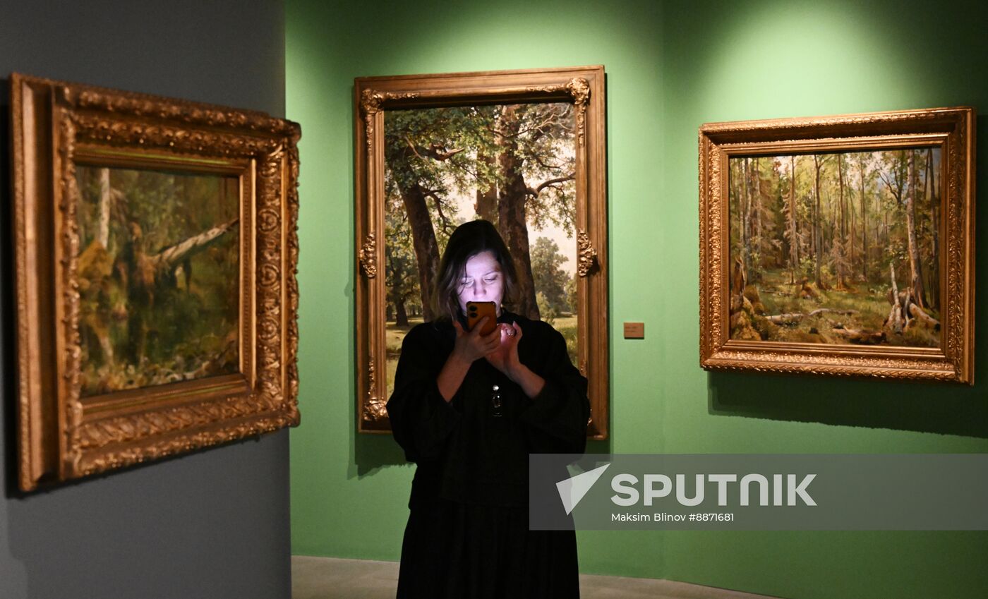 Russia Art Shishkin Exhibition