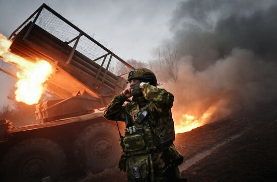 Russia Ukraine Kursk Attack Artillery Unit