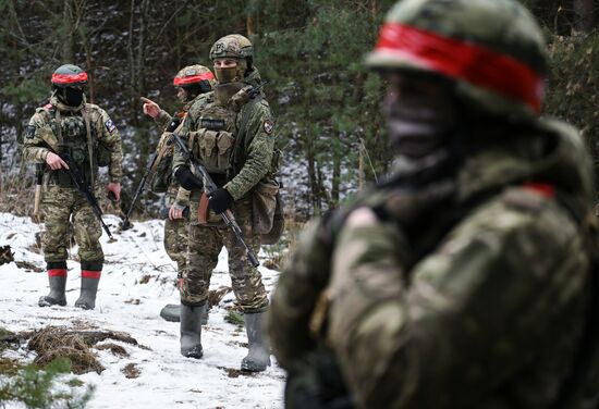 Russia Ukraine Kursk Attack Combat Training