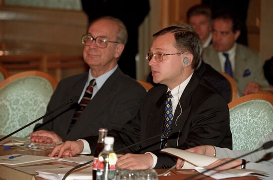 US Vice President Albert Gore visits Russia