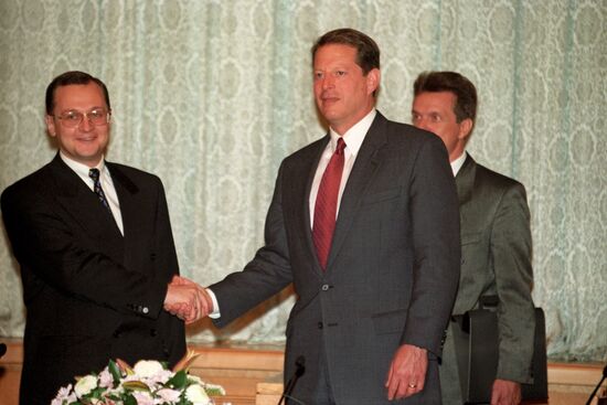 US Vice President Al Gore visits Russia