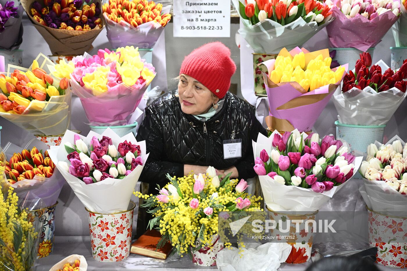 Russia Women’s Day Flowers Selling