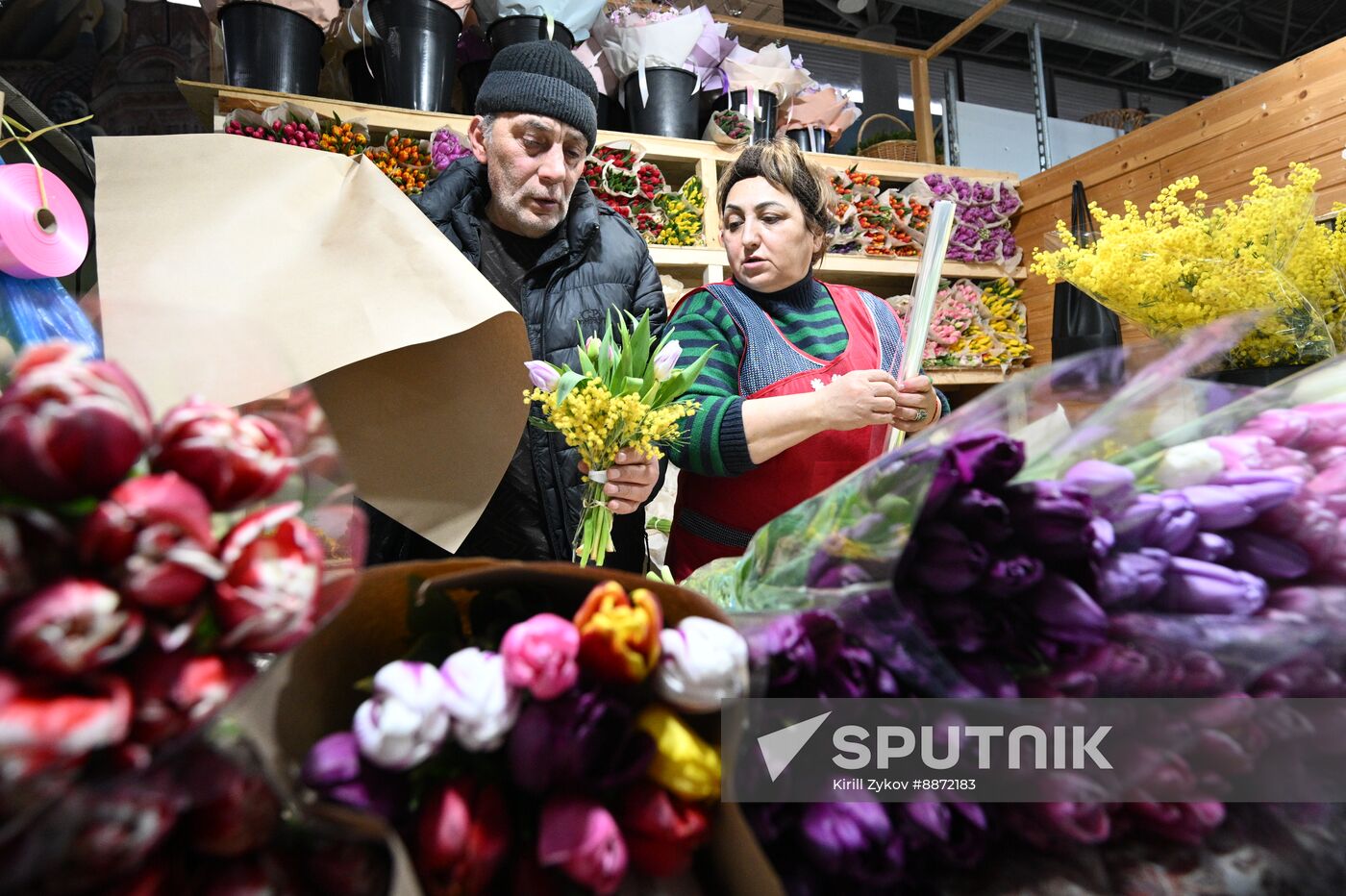 Russia Women’s Day Flowers Selling