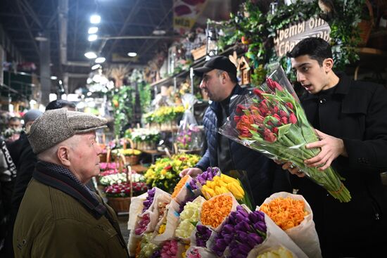 Russia Women’s Day Flowers Selling