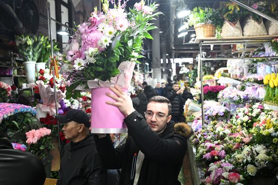 Russia Women’s Day Flowers Selling