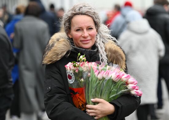 Russia Women’s Day Flowers Selling