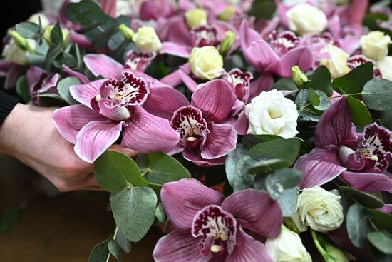 Russia Women’s Day Flowers Selling