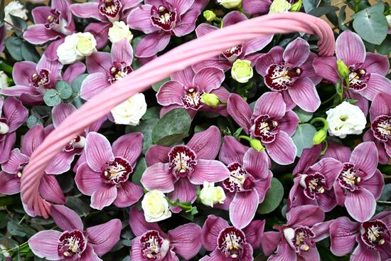 Russia Women’s Day Flowers Selling