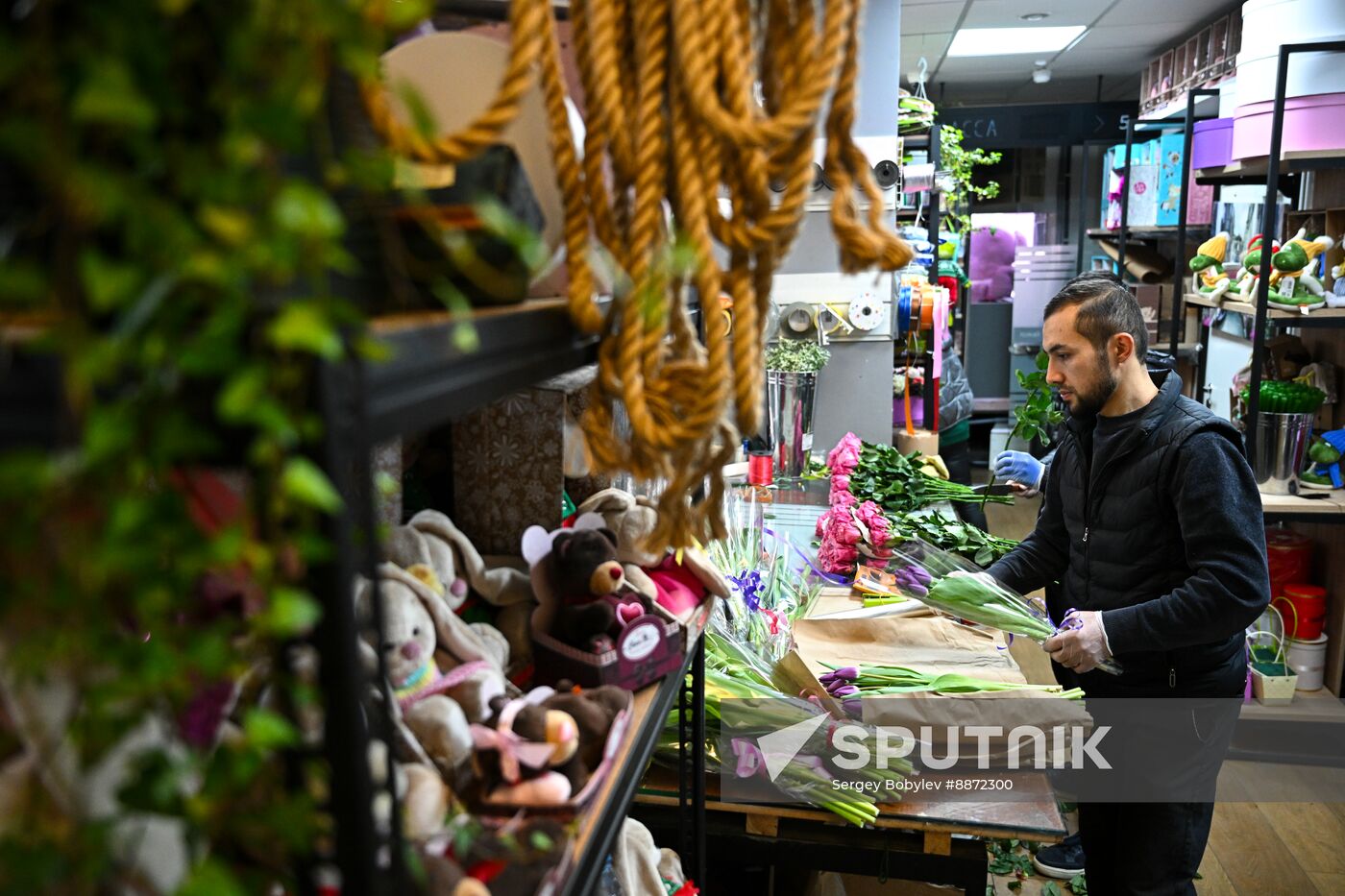 Russia Women’s Day Flowers Selling