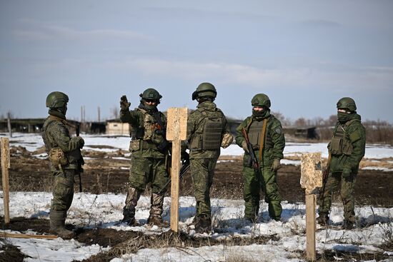 Russia Ukraine Military Operation Troops Training