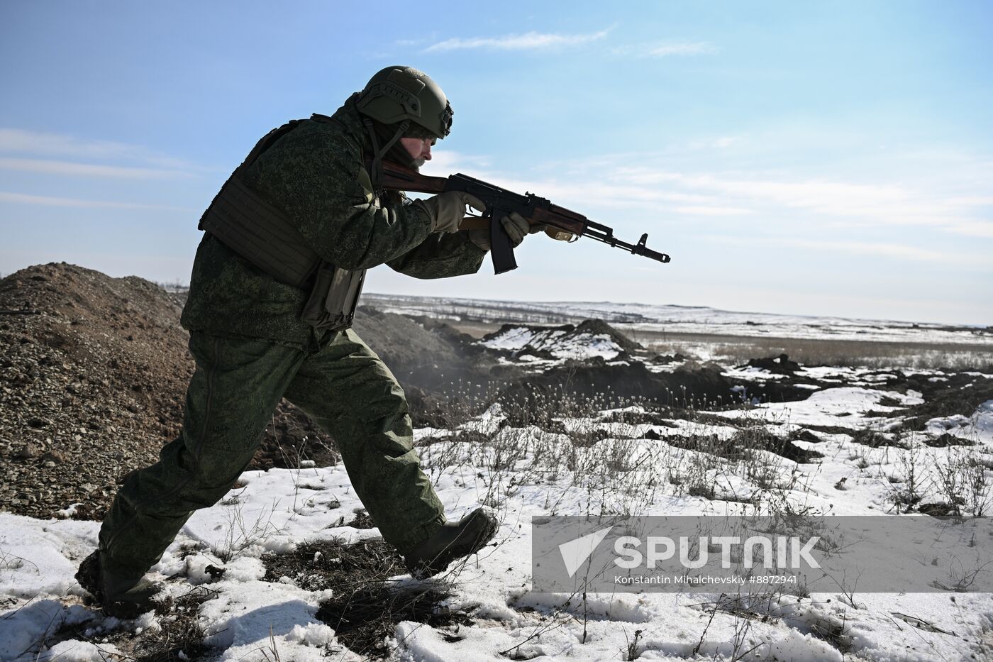 Russia Ukraine Military Operation Troops Training