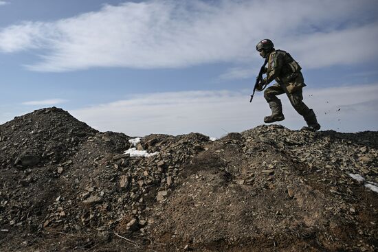 Russia Ukraine Military Operation Troops Training