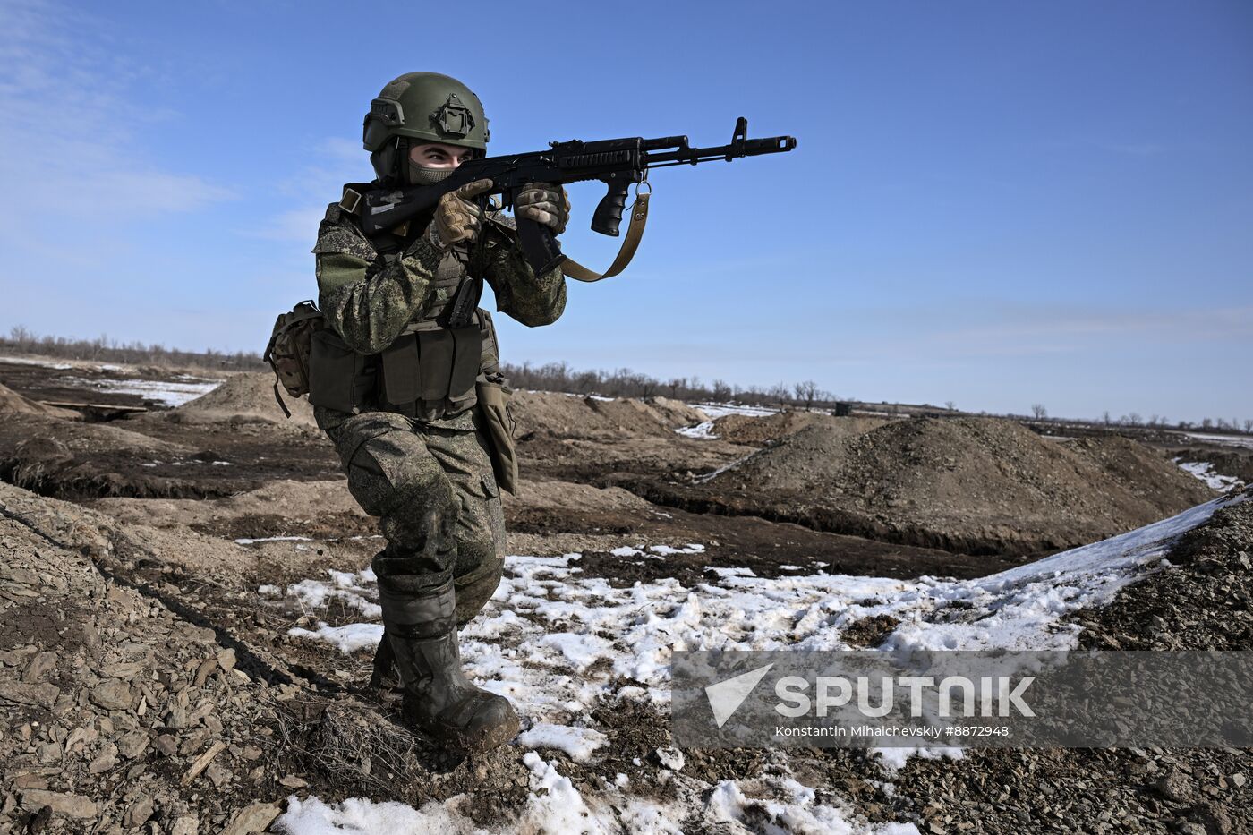 Russia Ukraine Military Operation Troops Training