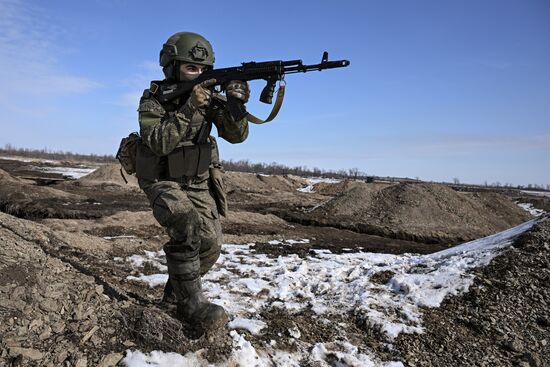 Russia Ukraine Military Operation Troops Training