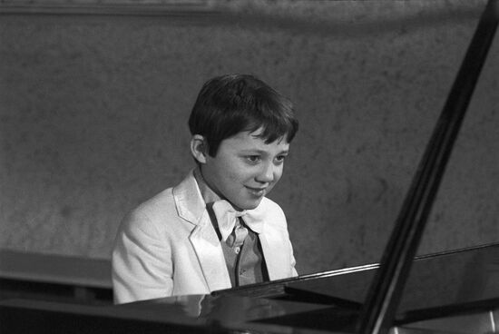 Seven Simeons family amateur jazz ensemble