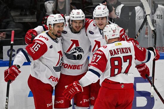 Russia Ice Hockey Kontinental League Dynamo - Lokomotiv