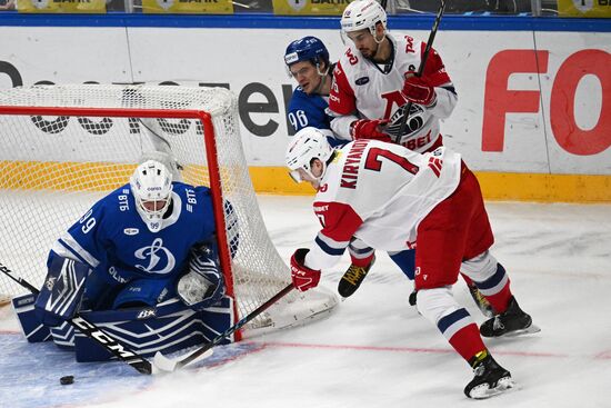 Russia Ice Hockey Kontinental League Dynamo - Lokomotiv
