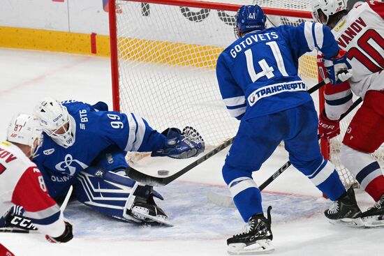 Russia Ice Hockey Kontinental League Dynamo - Lokomotiv