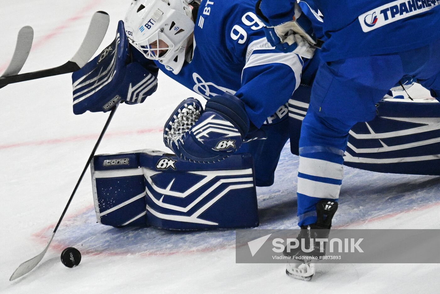 Russia Ice Hockey Kontinental League Dynamo - Lokomotiv