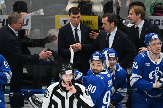 Russia Ice Hockey Kontinental League Dynamo - Lokomotiv