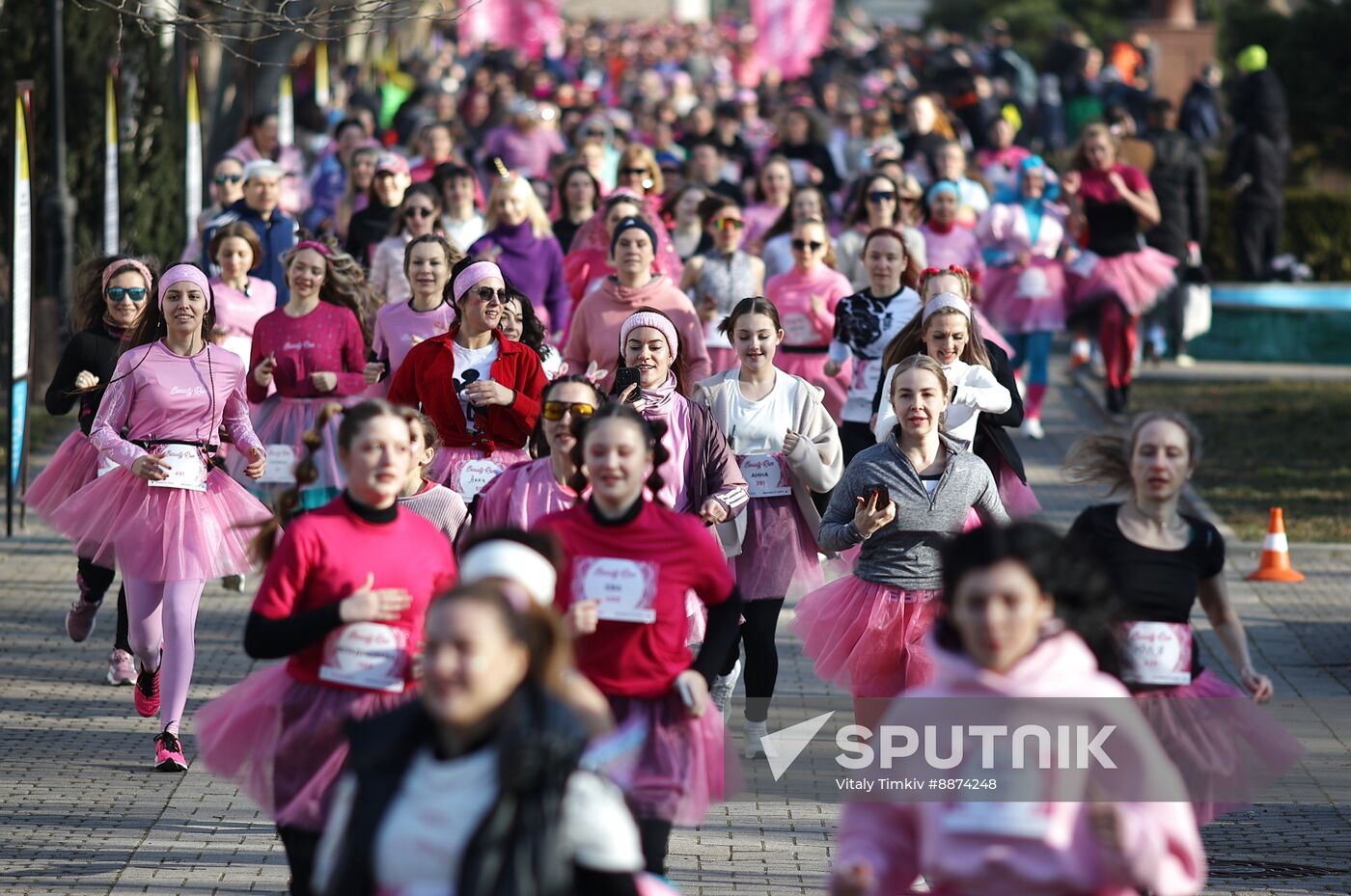 Russia Women's Day Beauty Run