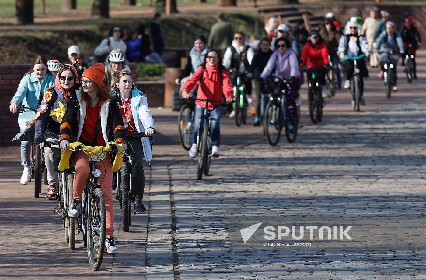Russia Women's Day Bicycle Ride