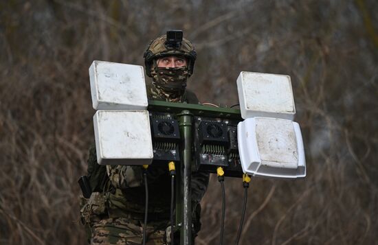 Russia Ukraine Kursk Attack Electronic Warfare